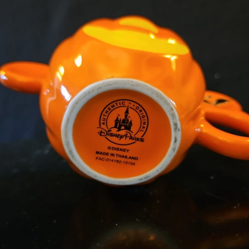 Mickey Mouse Black & Orange Pumpkin Coffee‎ Cups Disneyland Edition